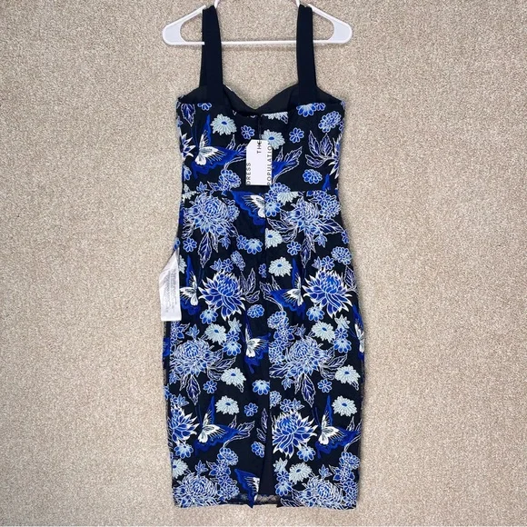 Imperfect NWT Dress the Population embroidered overlay blue floral medium dress - Picture 6 of 17